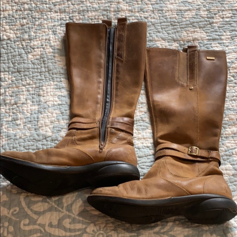Merrell leather boots. Size 8.5